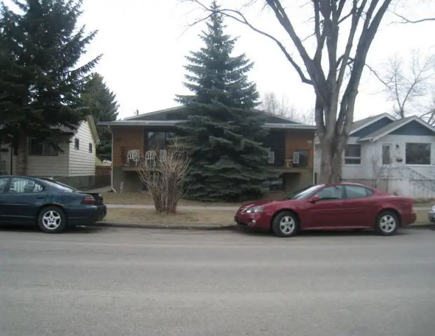 4 plex on 19 Ave N.W. — 2 Bedrooms Fourplex - Photo 1