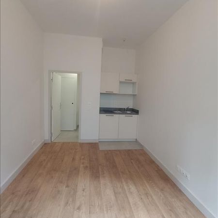 1 pièce - 16,53 m² - RDC - Colocation non autorisée - Photo 3