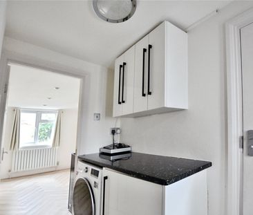1 bedroom property to rent - Photo 3