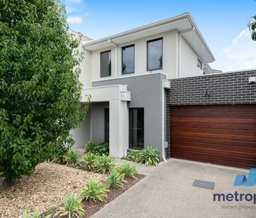 1B Marylin Court, BENTLEIGH EAST, VIC - Photo 6