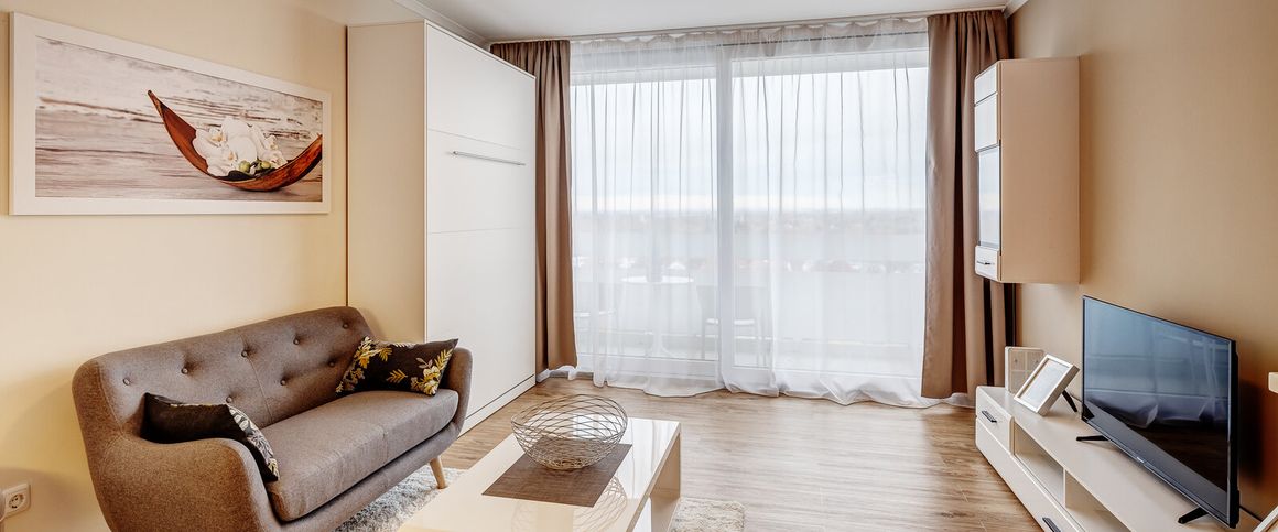 Nicely furnished apartment for rent at Arabellapark - Photo 1