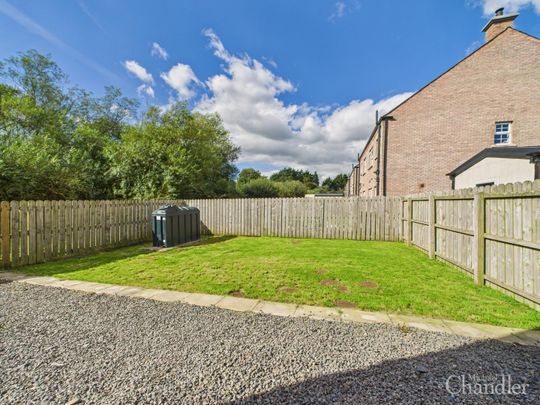 10 Moss Lane, Ballynahinch, BT24 8FE - Photo 1