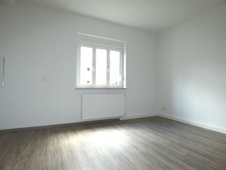 *** Heimaterde! 2 Zimmer-Wohnküche – modernes Duschbad – eigener Garten!*** - Photo 3