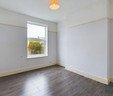 Faringdon Road, St Judes, Plymouth, Devon, PL4 - Photo 4