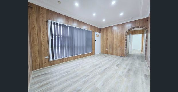 Fully Renovated 3 Bedroom Home in a Prime Location - Photo 1