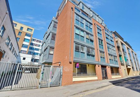 Charles Street, City Centre - Photo 4