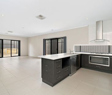 Expansive Family Living with Dual Zones & Alfresco Entertaining - Photo 4