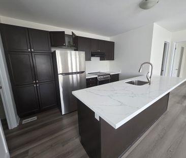 For Lease - 237 B Cornell Park Avenue Unit# (Coach), Markham, Ontario - Photo 6