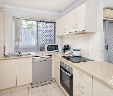 Three Bedrooms Townhouse in Loganlea’s Heart - Photo 6