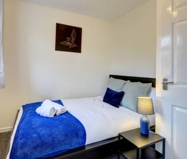 2 Bed Terraced House, Waveley Road, CV1 - Photo 3