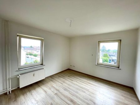 Einziehen und Wohlfühlen! Schöne 2-Zimmer-Wohnung in erholsamer Lage in Bösperde - Foto 4