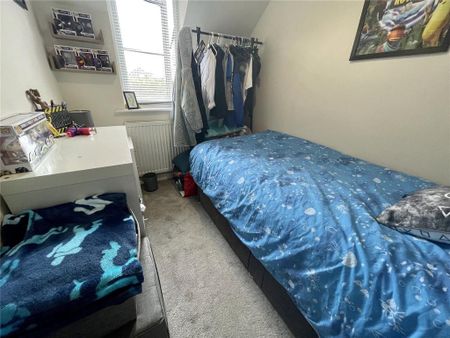 3 bedroom semi-detached house to rent - Photo 3