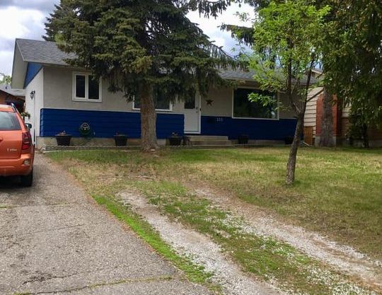300-135 - 215 Trader Crescent - Upper - Photo 1