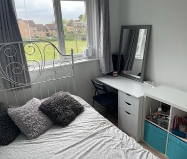 5 bedroom house to rent - Photo 3