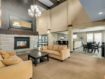 Kaleden 3 Bedroom Townhouse in South Surrey - Photo 3