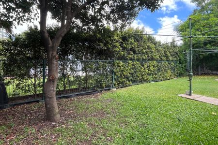 2/151 Sexton Street,TARRAGINDI - Photo 2