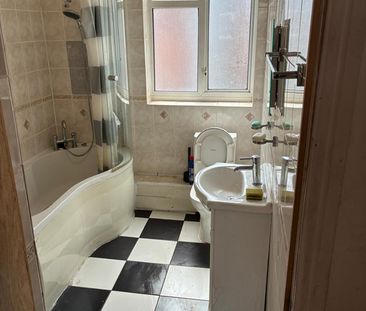 Room in a Shared House, Nechells Park Road, B7 - Photo 3