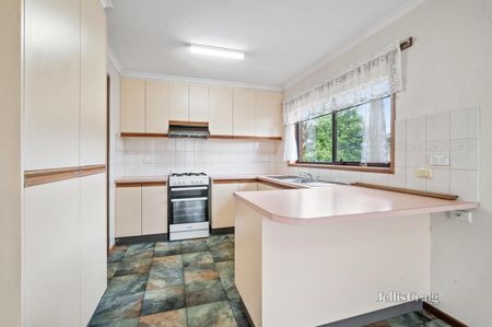 61 Rowlands Street, Sebastopol - Photo 2