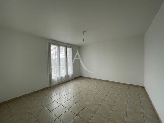 Location Appartement 3 pièces 58m² FONTENAY LE COMTE 85200 - Photo 1