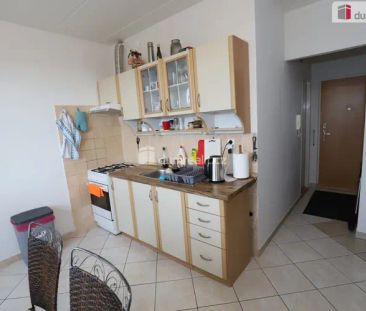 Slunný útulný byt 1+1 v pátém patře panelového domu s výtahem - Photo 3