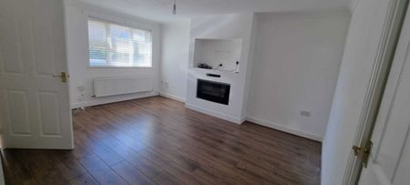 Bluebell Drive, Llanharan, PONTYCLUN - Photo 4