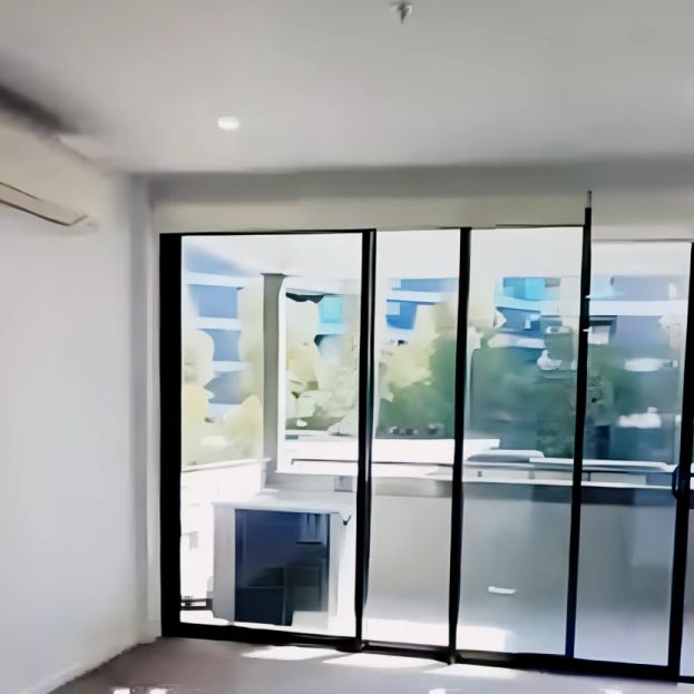 16 Lomandra Drive, Melbourne - Photo 1