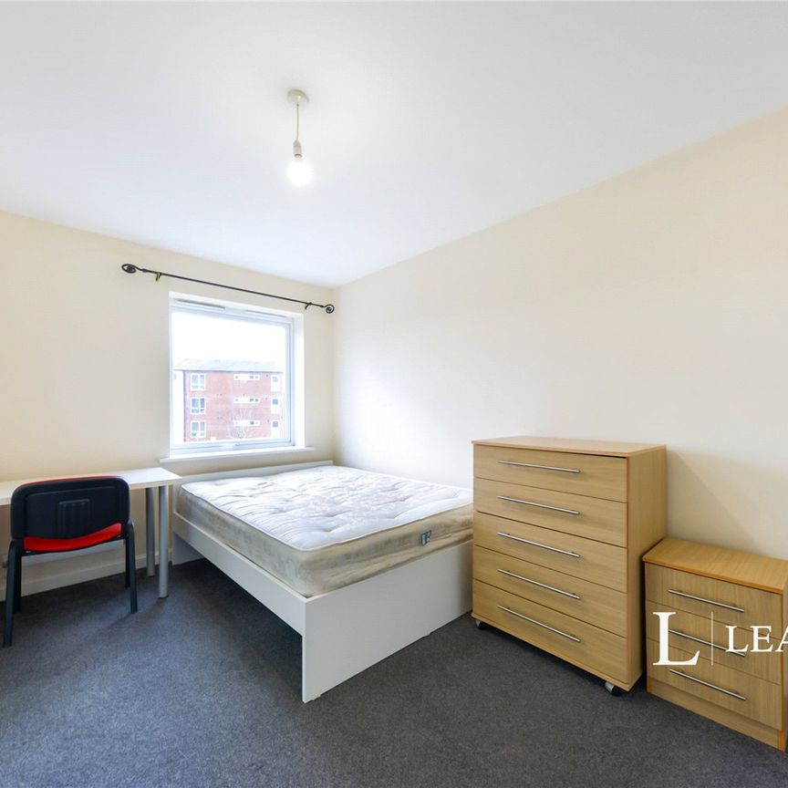 1 bedroom house to rent Aviation Avenue, Hatfield, Hertfordshire, AL10 - Photo 1