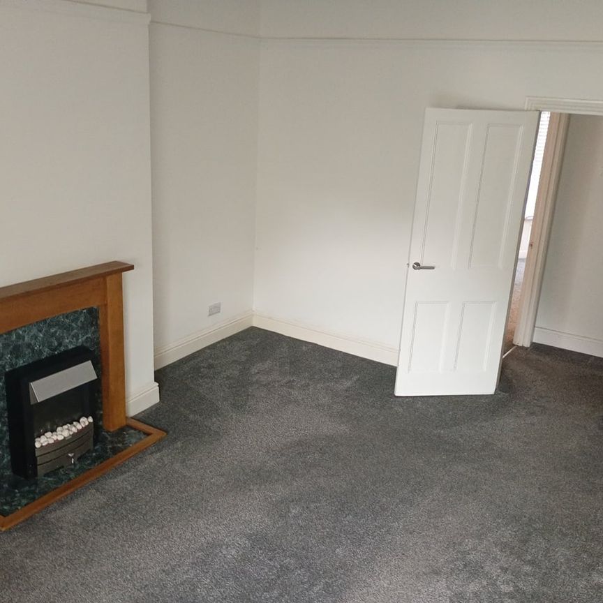 1 Bed Flat, Eastville, BS5 - Photo 1