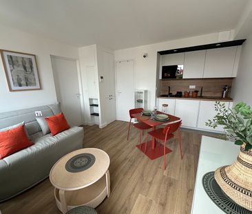 Location Appartement 1 pièce 17m² - Photo 2