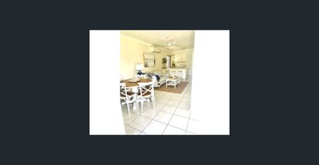 Evans Head - Beach Front 2 bedroom Unit - Photo 2