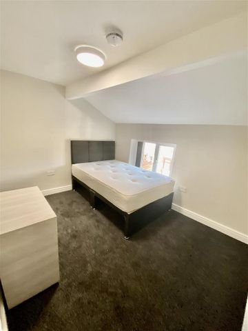 5 bedroom private hall to rent - Photo 5