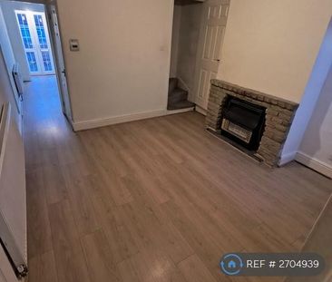 3 bedroom terraced house to rent - Photo 2