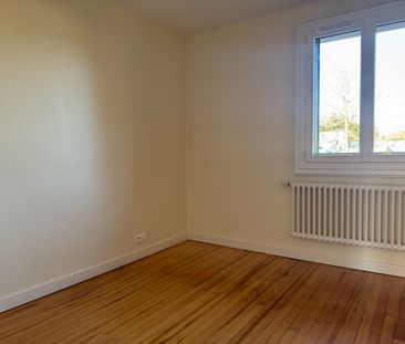 Location Maison 5 pièces 81m² - Photo 2