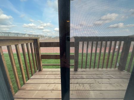 For Lease - 242 Port Crescent, Welland, Ontario - Photo 3