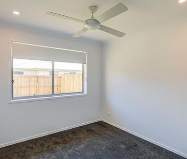 BRAND NEW 4 BEDROOM HOME SITUATED IN THE SORT AFTER CHAMBERS RIDGE ... - Photo 4