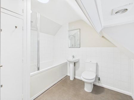 2 bedroom terraced house to rent - Photo 3