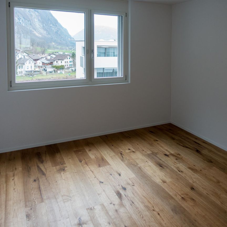 Moderne 3.5-Zimmer-Wohnung im 4. Obergeschoss mit grosszügigem Balkon - Photo 1