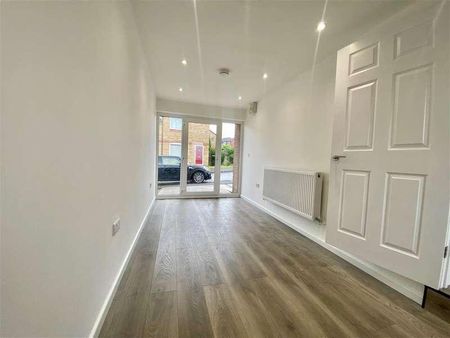 Robins Hill, Brackla, Bridgend County Borough, CF31 - Photo 2