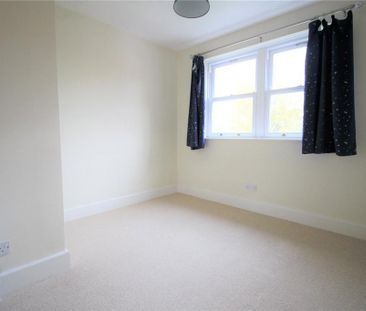 3 bedroom detached house to rent - Photo 4