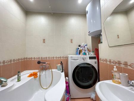 Inchiriez Apartament 3 camere Europa - Photo 2