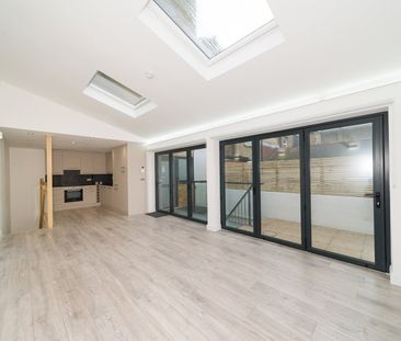 3 Bed Flat, East Dulwich Road, SE22 - Photo 4