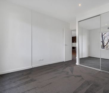 Contemporary Two-Bedroom Apartment - Photo 6