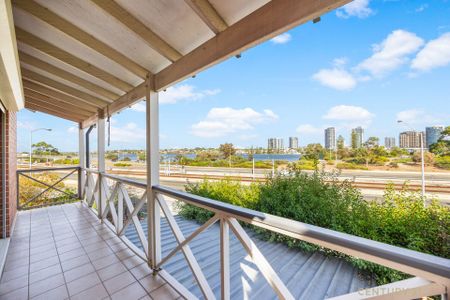 Riverside Living - Photo 4