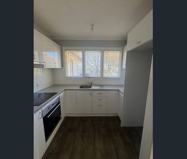 Budget Family Home - Photo 5