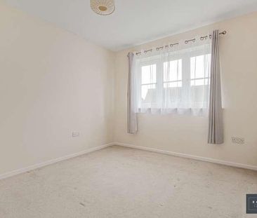 Sullivans Reach, Walton-on-thames, Surrey, KT12 - Photo 6