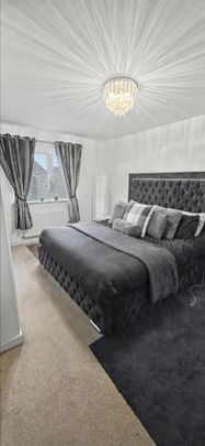 4 Bedroom House to let - Photo 1