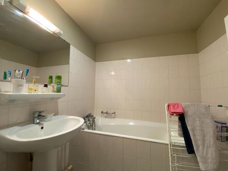 « AVIGNON IM - STUDIO 27.45M² AVEC BALCON » - Photo 4