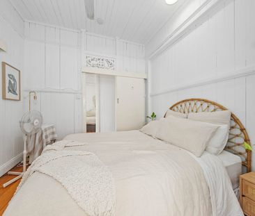 Charming Windsor Character Home - Photo 6