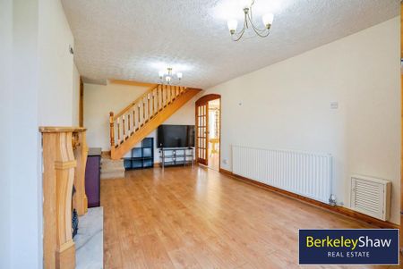 3 bedroom semi-detached house to rent - Photo 2