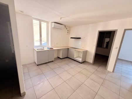 Location Appartement 3 pièces 55m² BEDARIEUX 34600 - Photo 3